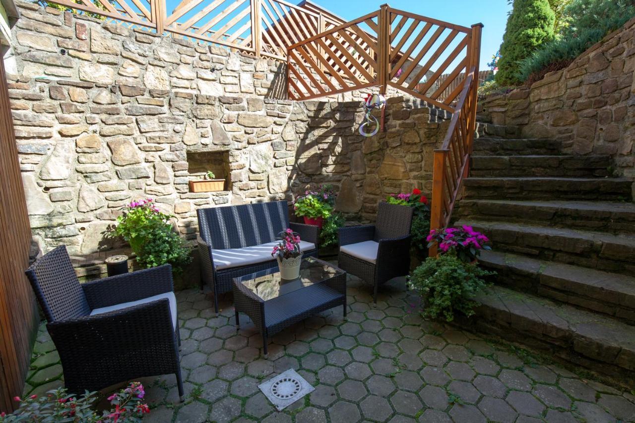 Hotel Privat Julia à Vrbov Extérieur photo