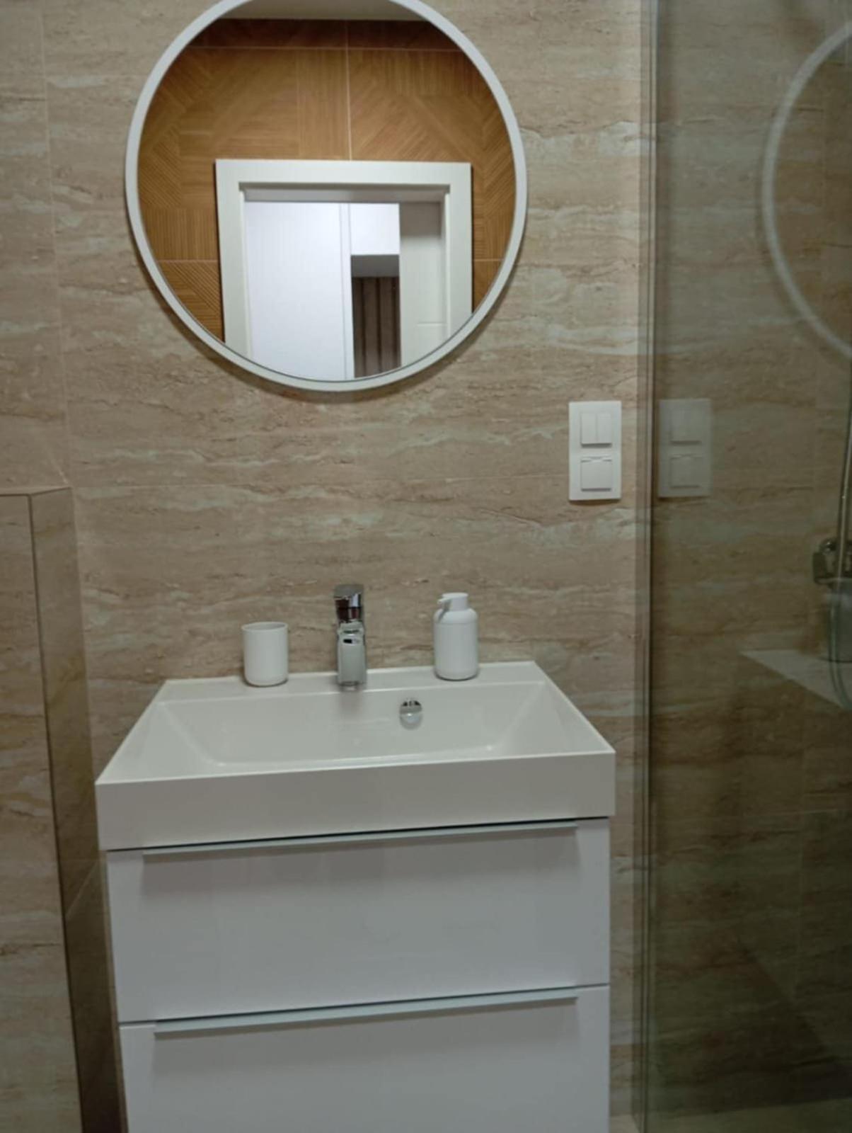 Hotel Privat Julia à Vrbov Extérieur photo