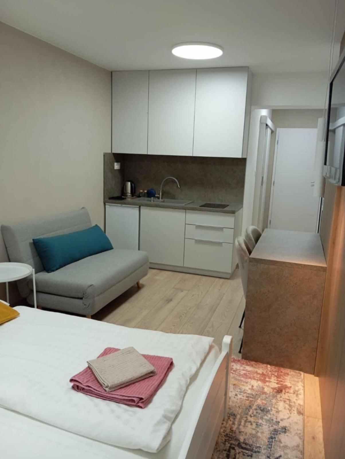 Hotel Privat Julia à Vrbov Extérieur photo
