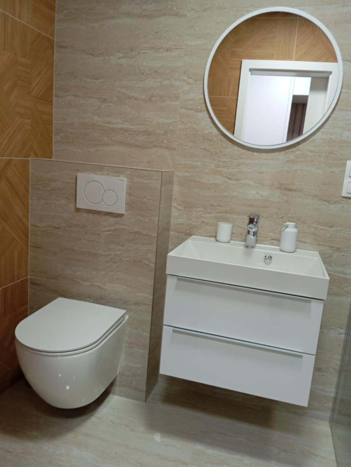 Hotel Privat Julia à Vrbov Extérieur photo