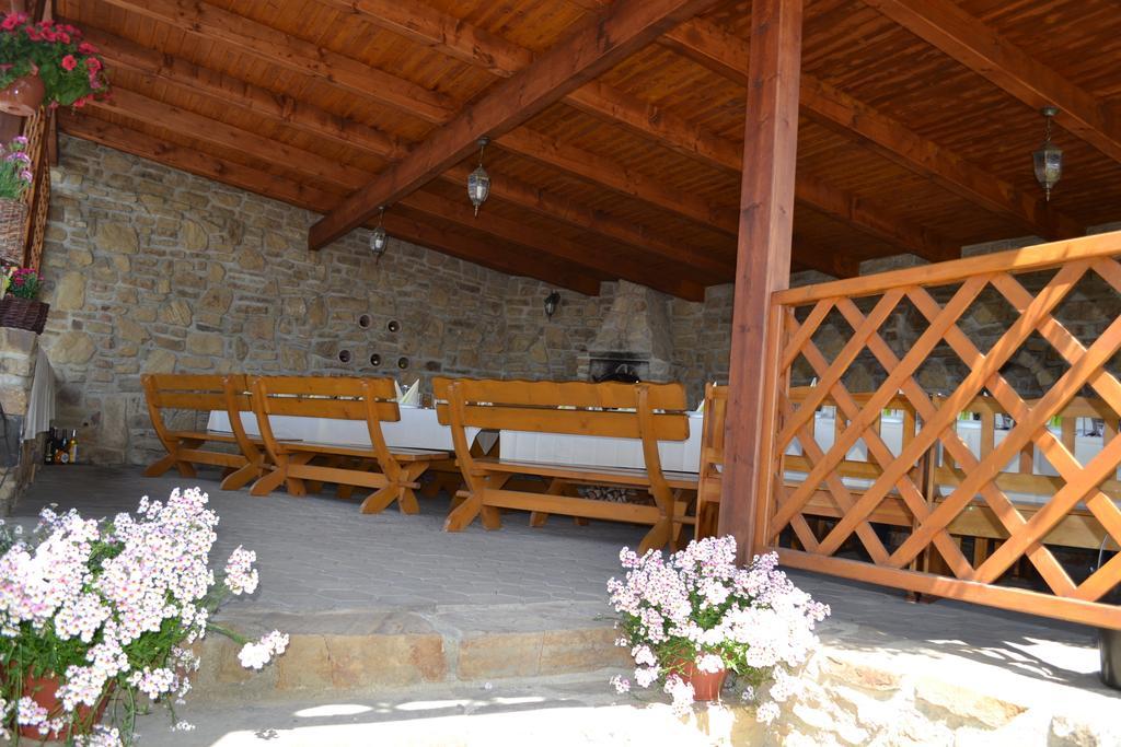 Hotel Privat Julia à Vrbov Extérieur photo